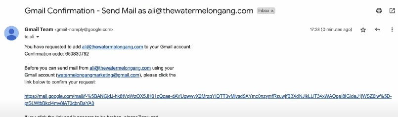 Bạn click vào link bên trong email của Gmail Team gửi cho bạn