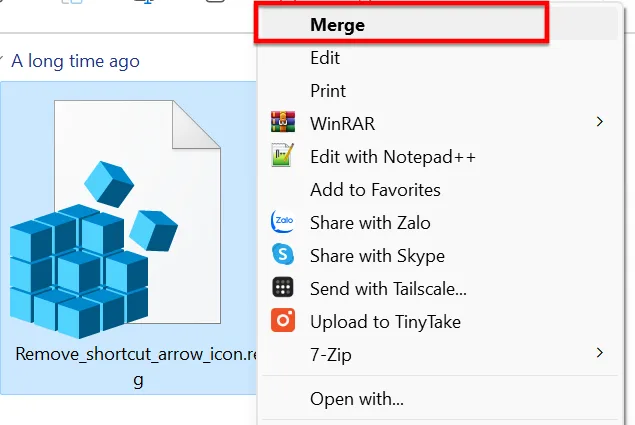 Bạn Nhấn Phải Chuột Lên File Reg Và Chọn Merge